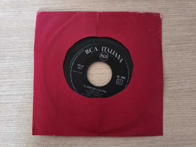 Compacto Vinil Nico Fidenco L'Uomo Che Non Sapeva Amare Imp.