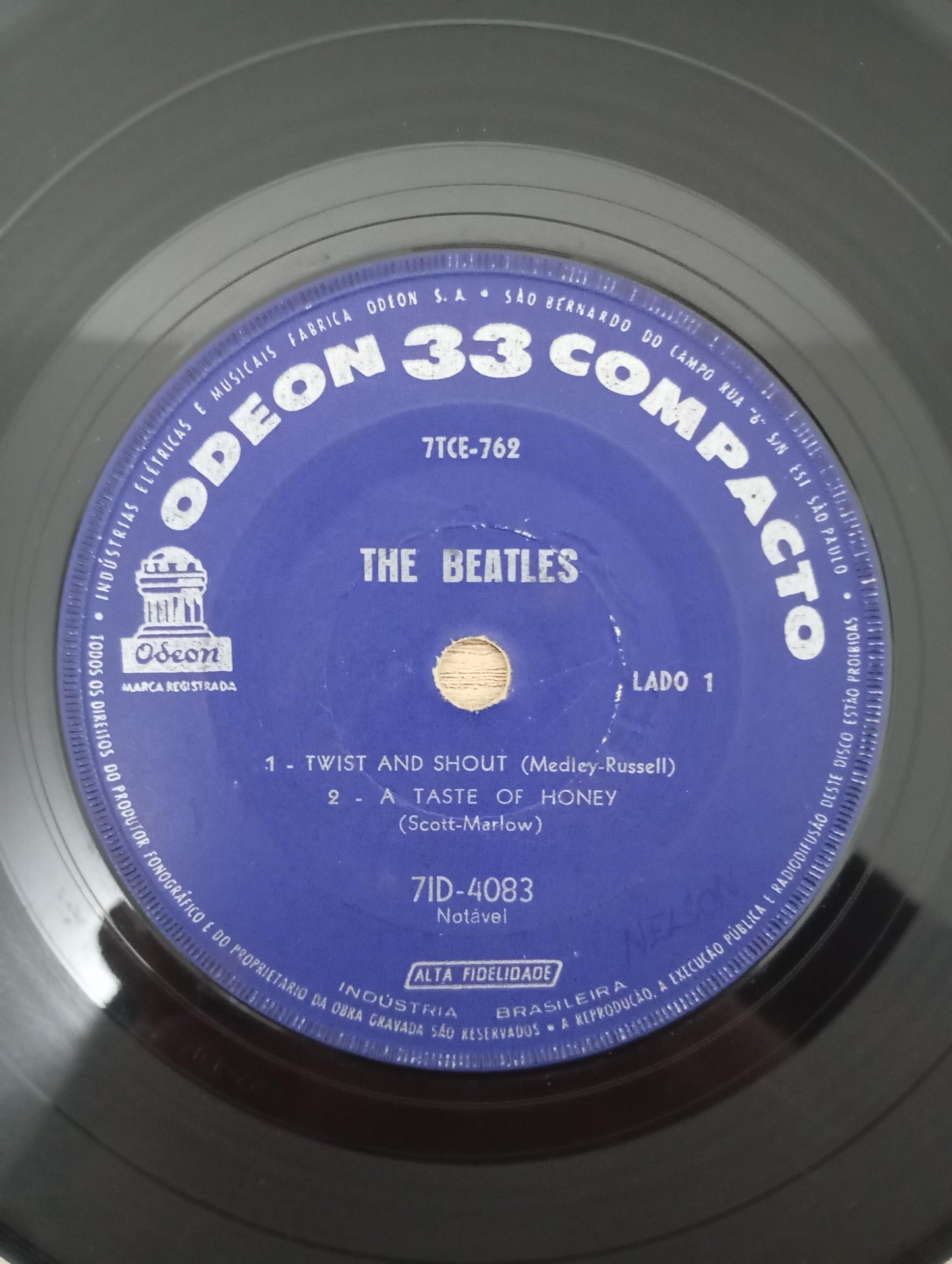 Vinil Compacto The Beatles Twist And Shout / A Taste Honey