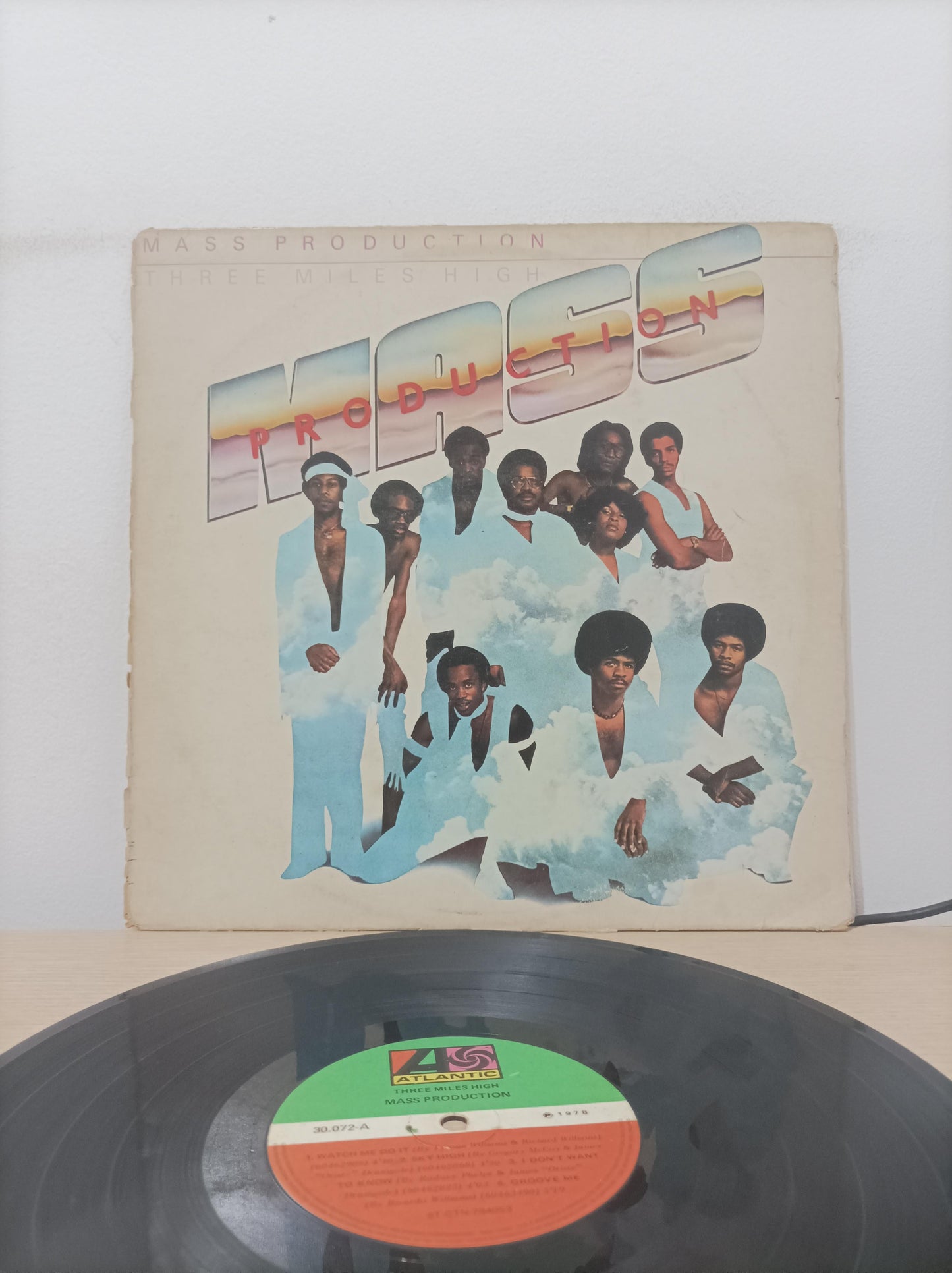Lp Vinil Mass Production Three Miles High
