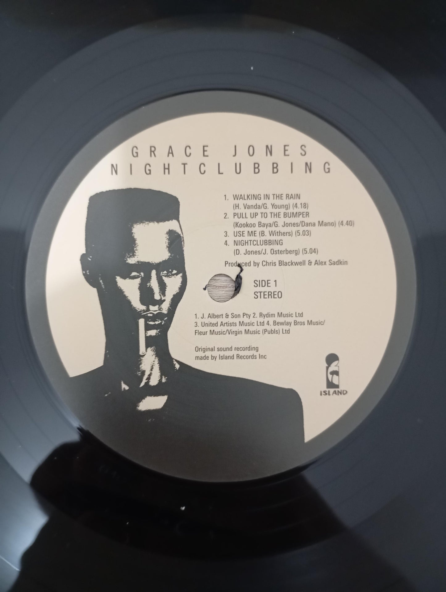 Lp Vinil Grace Jones Nightclubbing 2009 Importado Europa