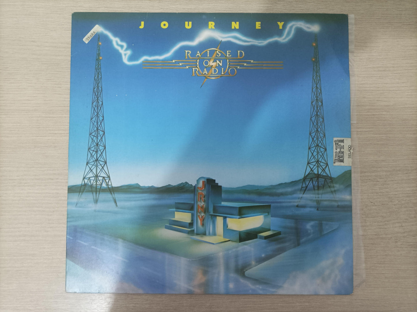 Lp Vinil Journey Raised On Radio Com Encarte