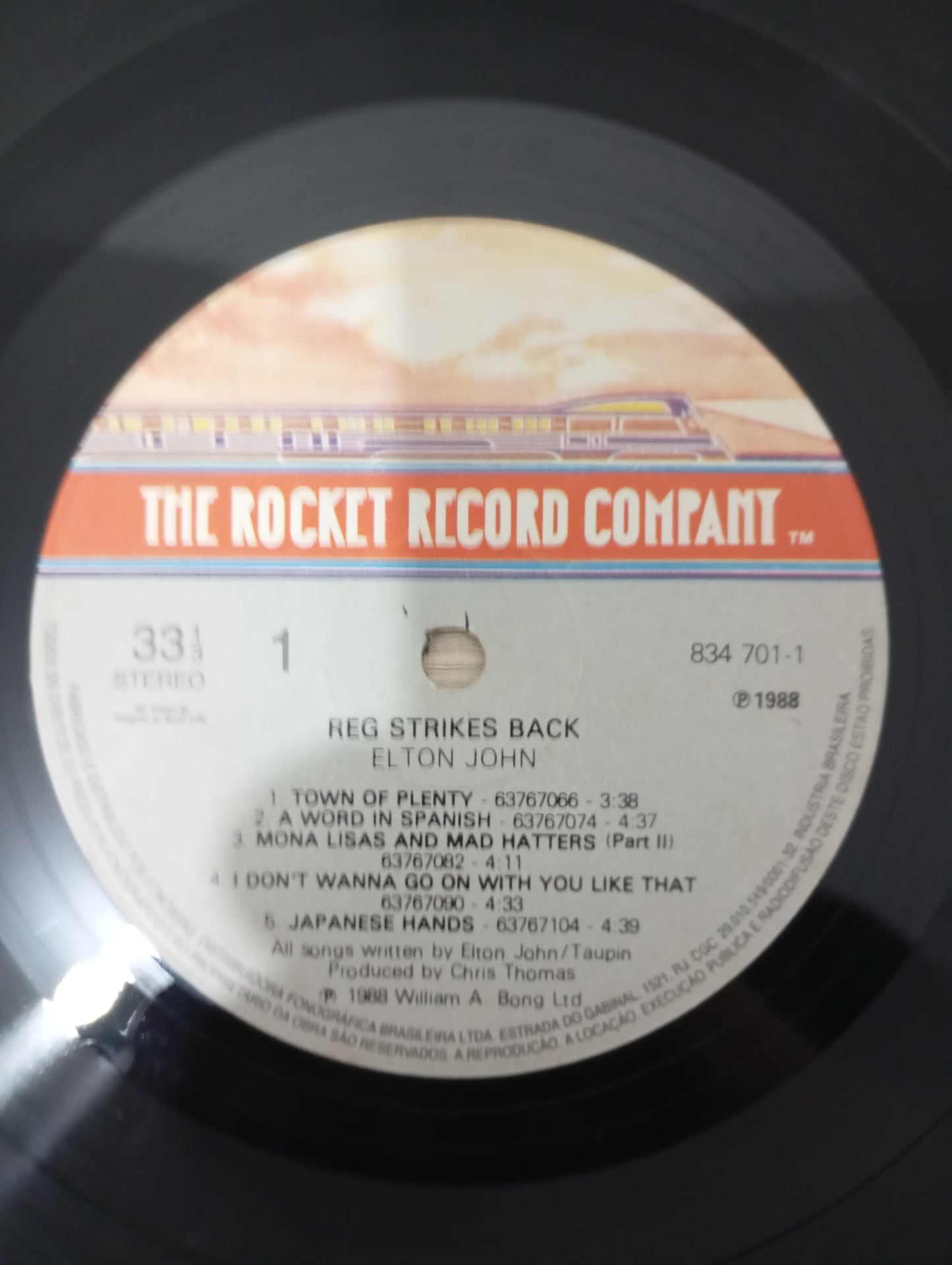 Lp Vinil Elton John Reg Strikes Back Capa Dupla Com Encarte