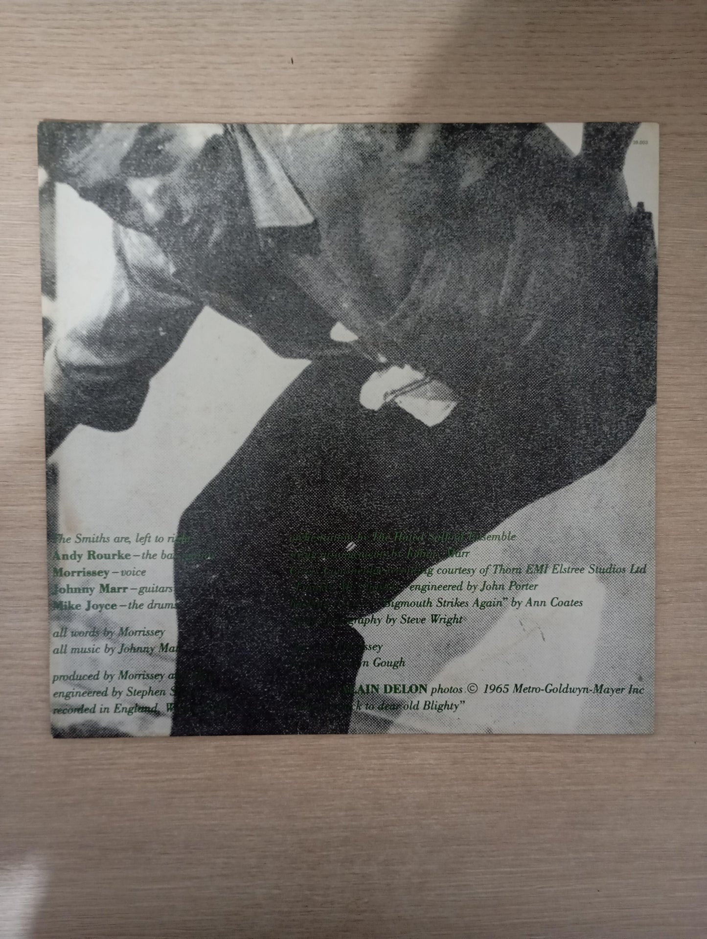 Lp Vinil The Smiths The Queen Is Dead Com Encarte, Leia