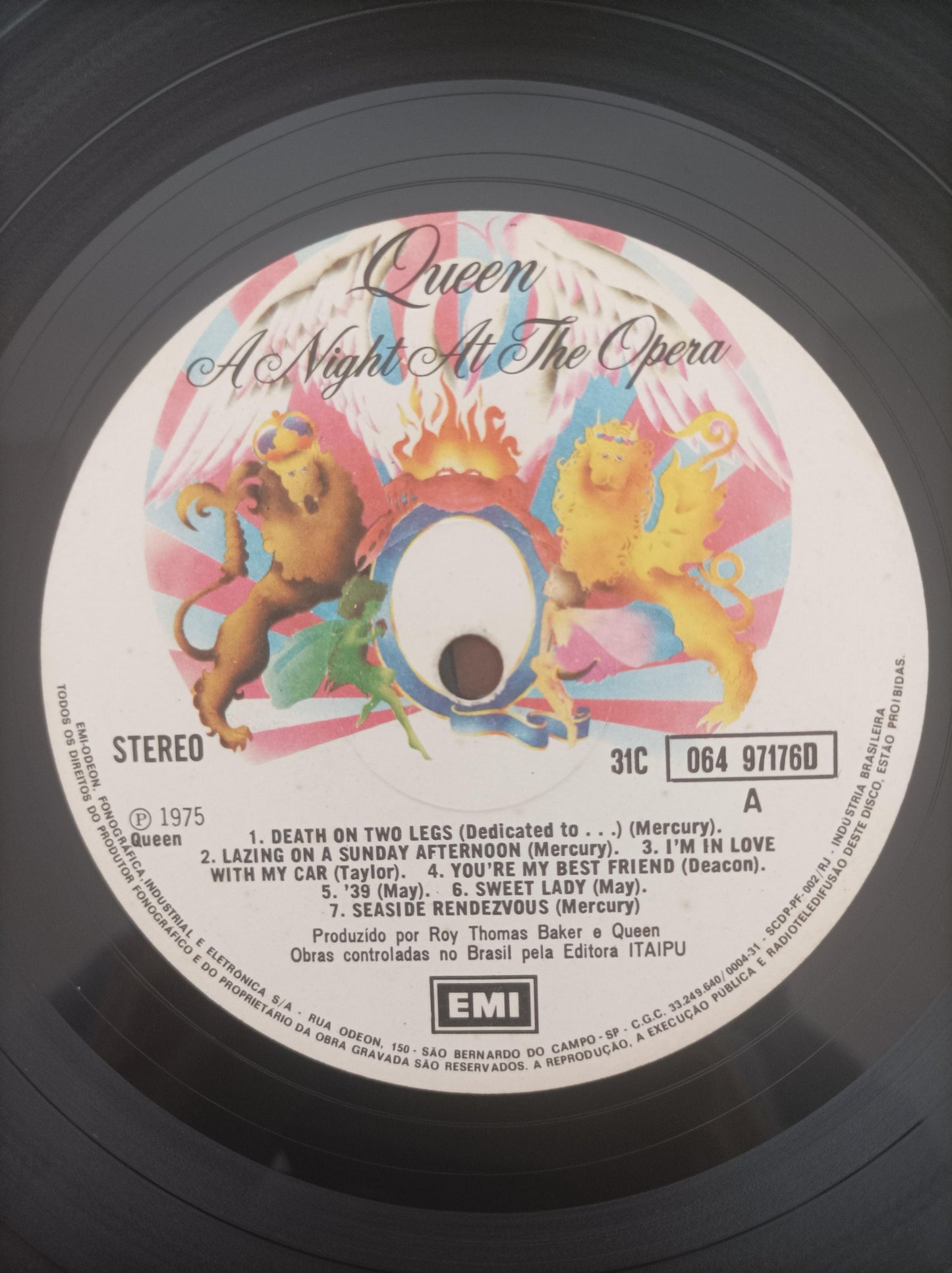 Lp Vinil Queen A Night At The Opera Capa Dupla Com Encarte