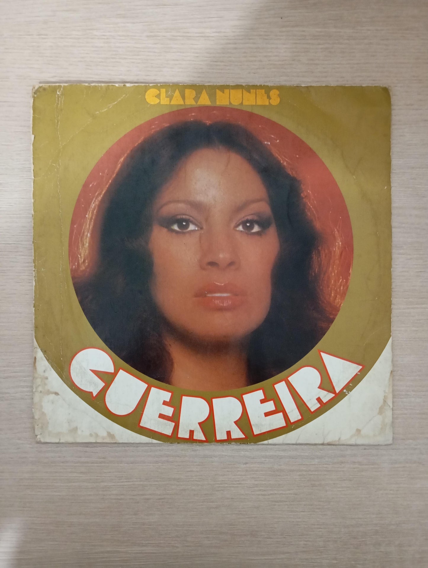 Lp Vinil Clara Nunes Guerreira Com Encartes