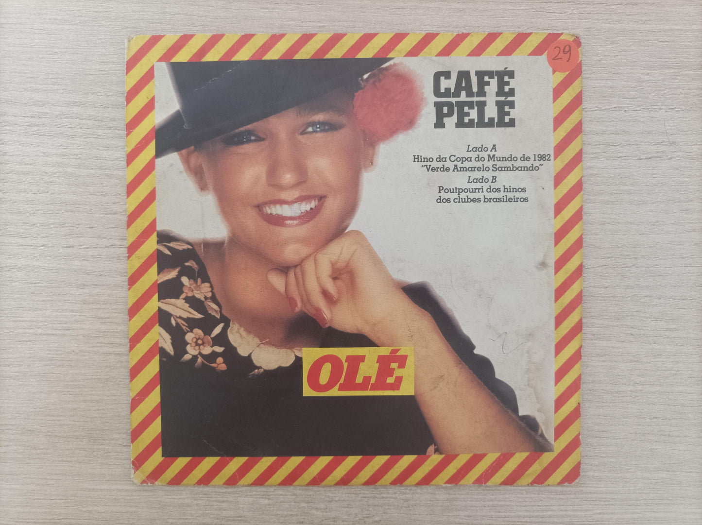 Compacto Vinil Café Pelé Olé