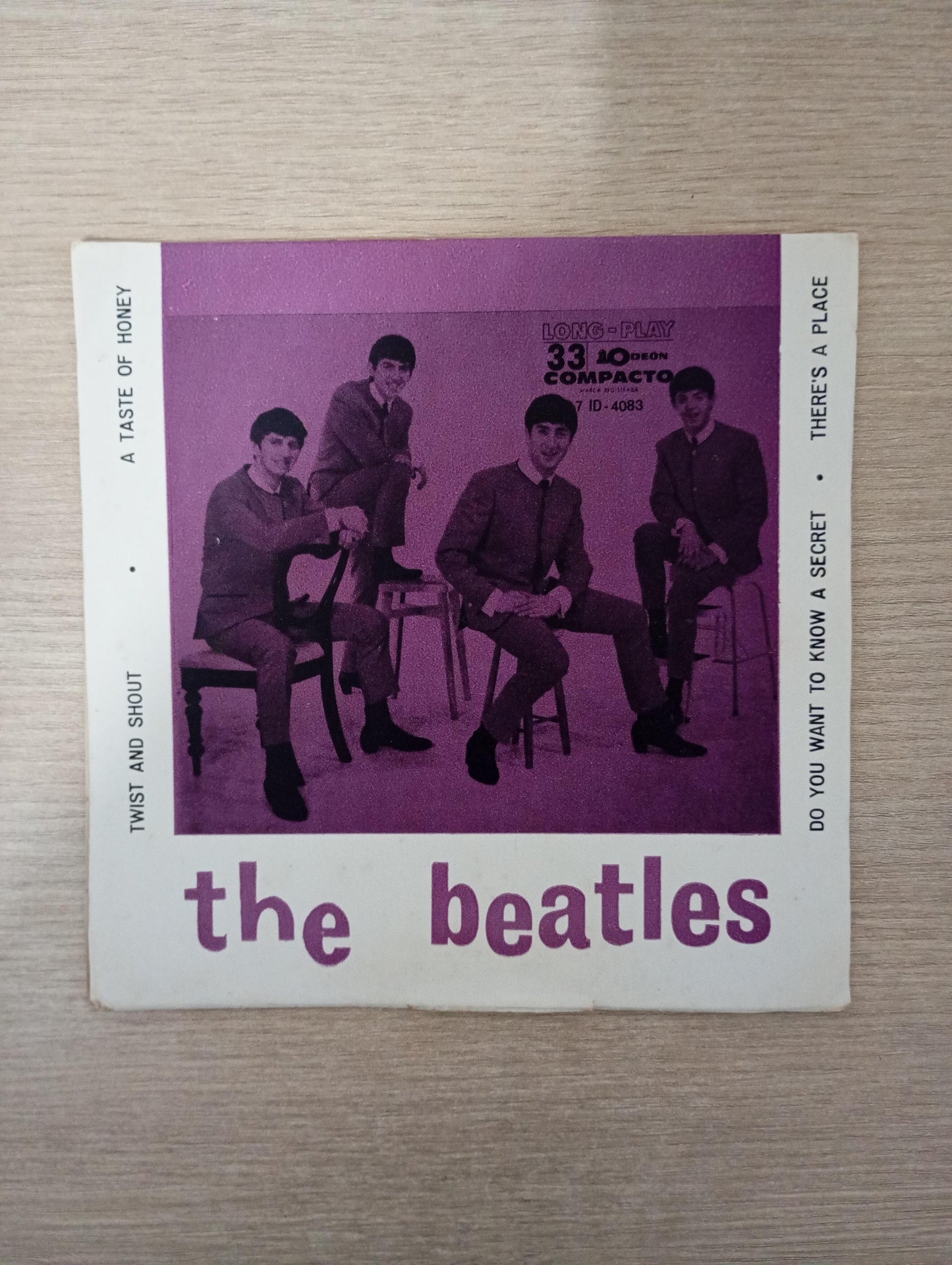 Vinil Compacto The Beatles Twist And Shout / A Taste Honey
