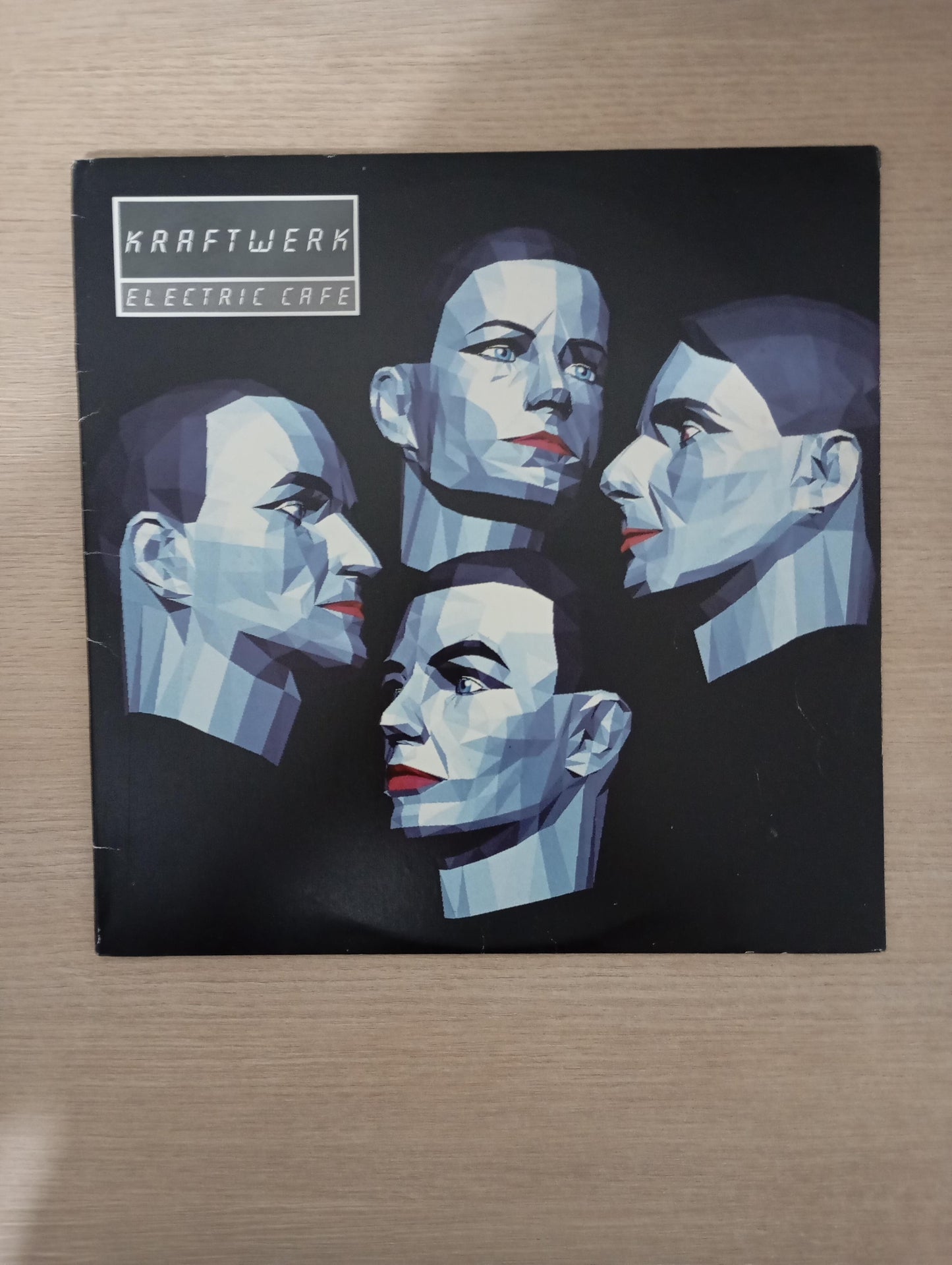 Lp Vinil Kraftwerk Electric Cafe Capa Dupla