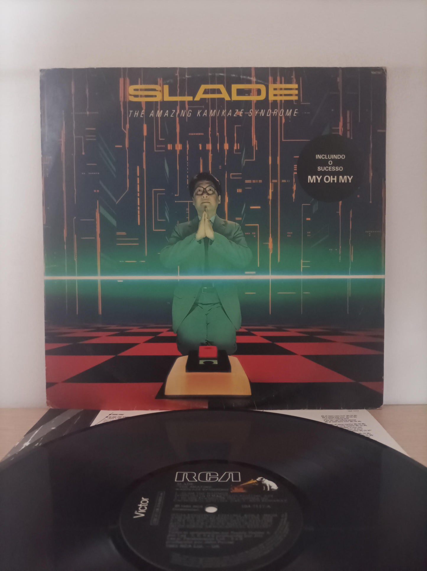 Lp Vinil Slade The Amazing Kamikaze Syndrome Com Encarte