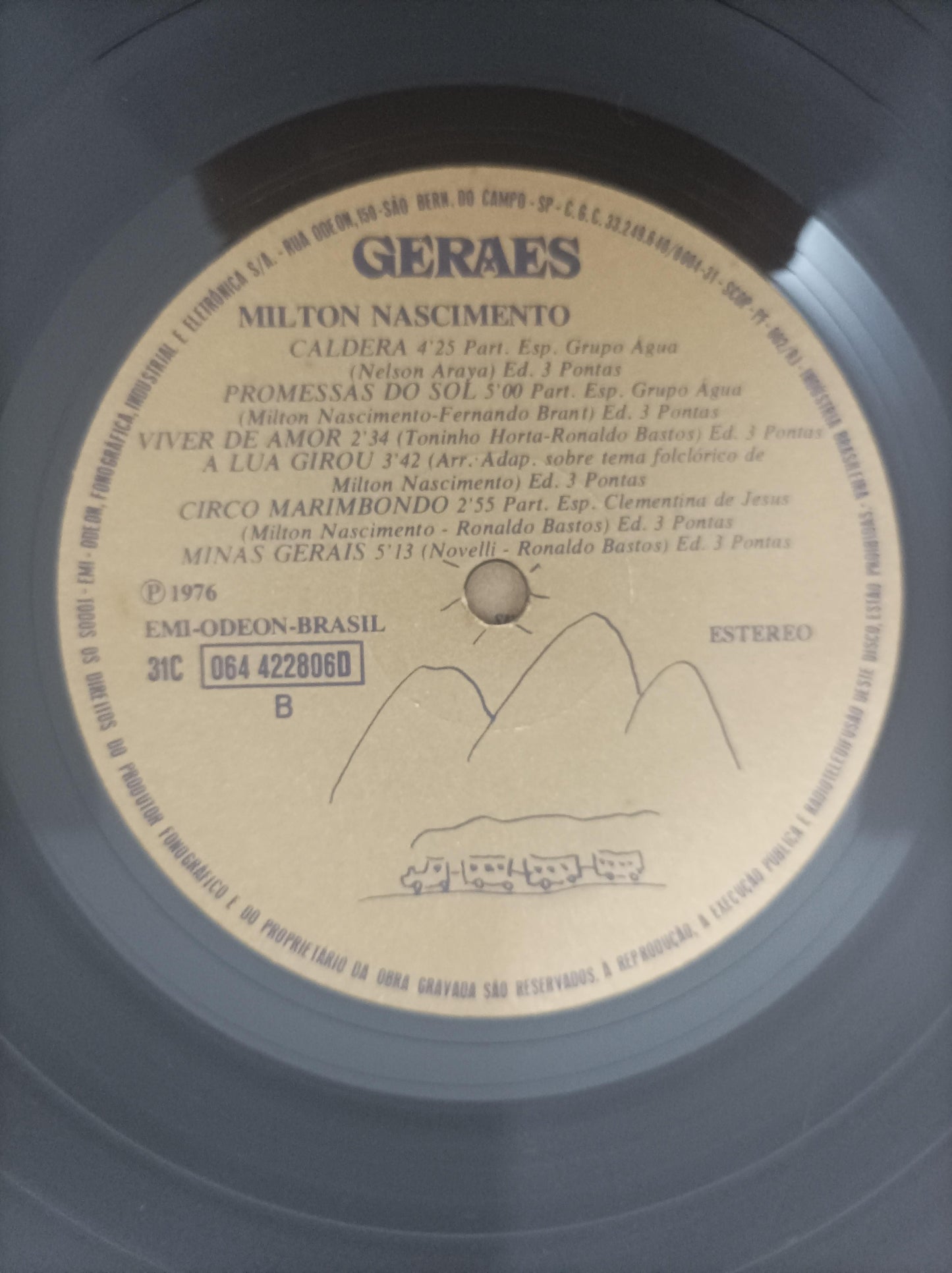Disco Vinil Geraes Milton Nascimento Capa Dupla C/ Encarte A