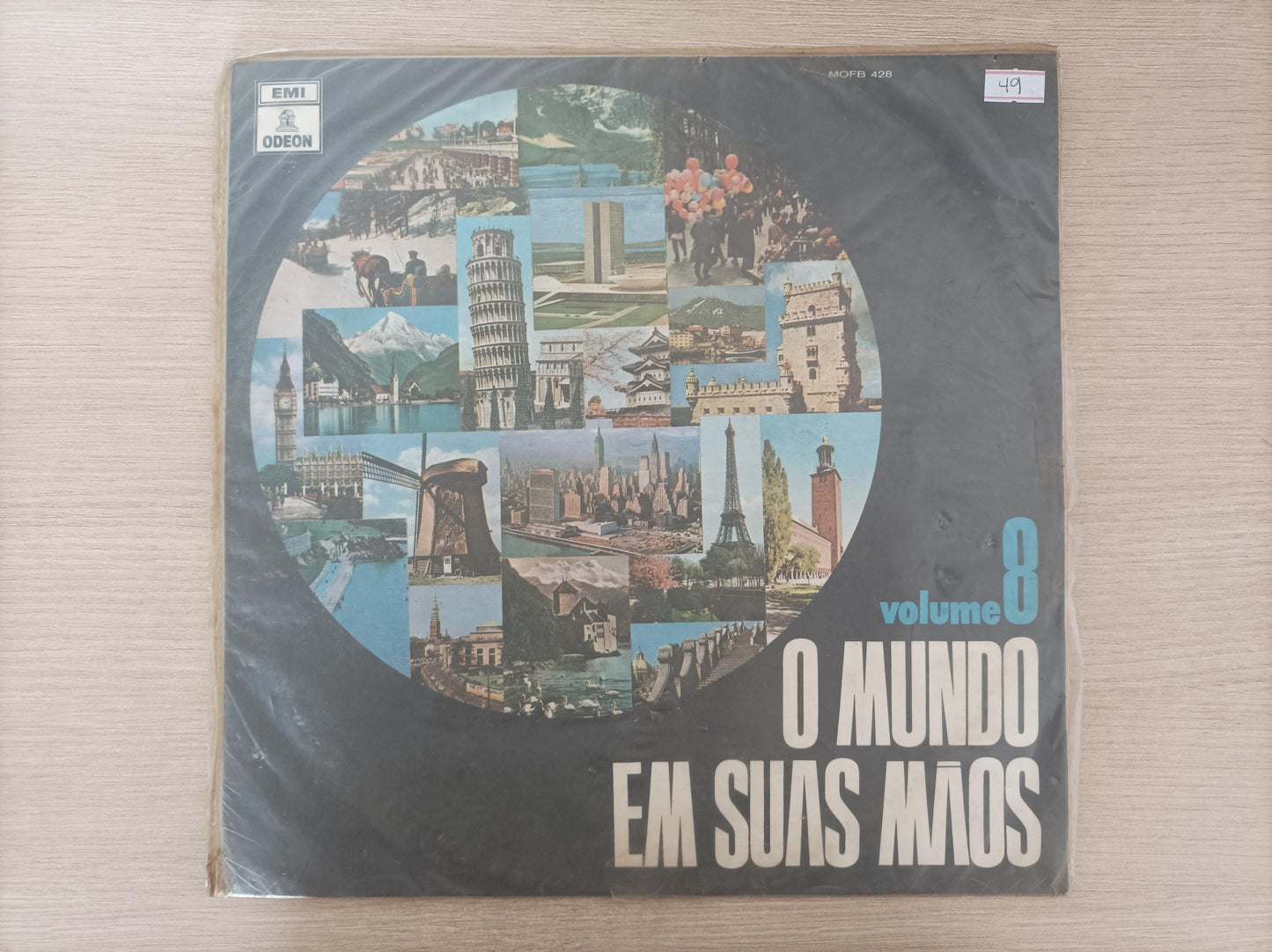 Lp Vinil O Mundo Em Suas Mãos Volume 8