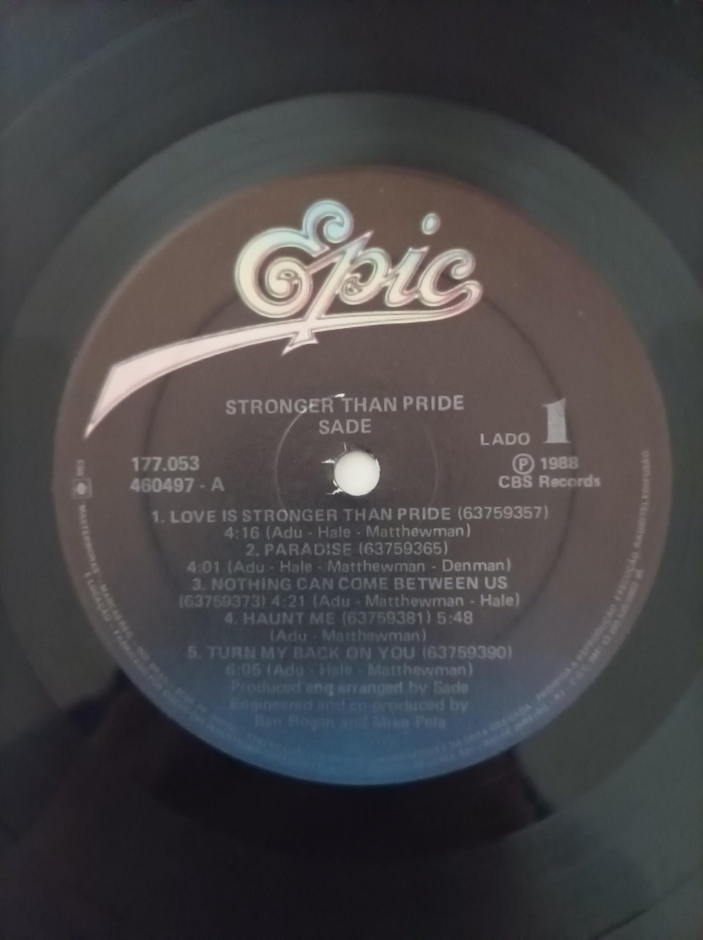 Disco Vinil Stronger Than Pride Sade Com Encarte A