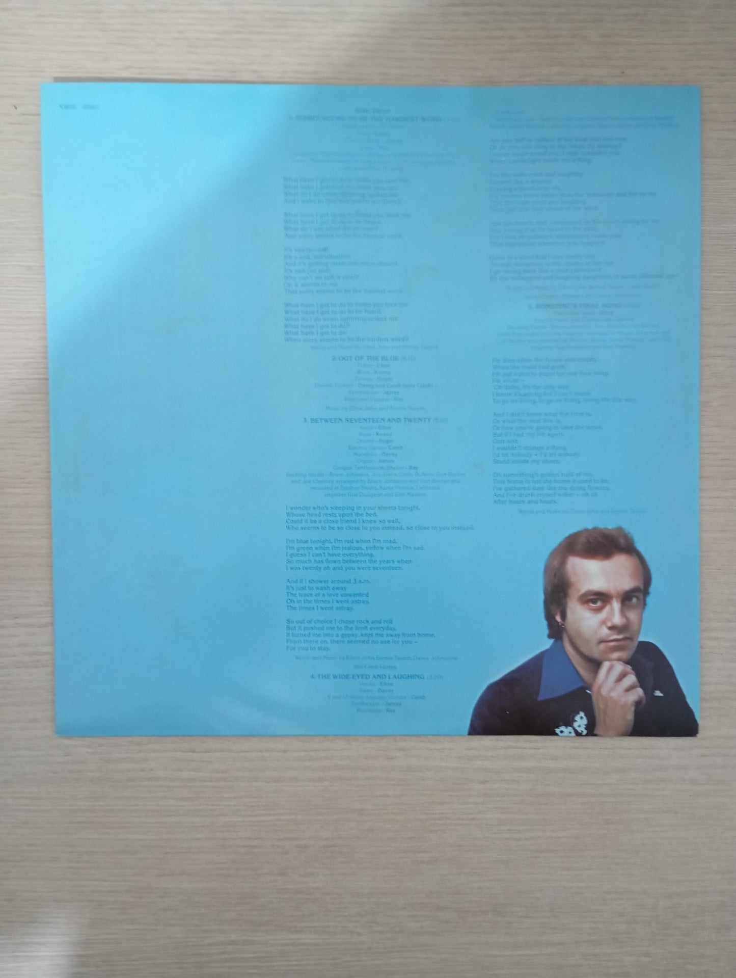 Lp Vinil Elton John Blue Moves Duplo Com Encartes