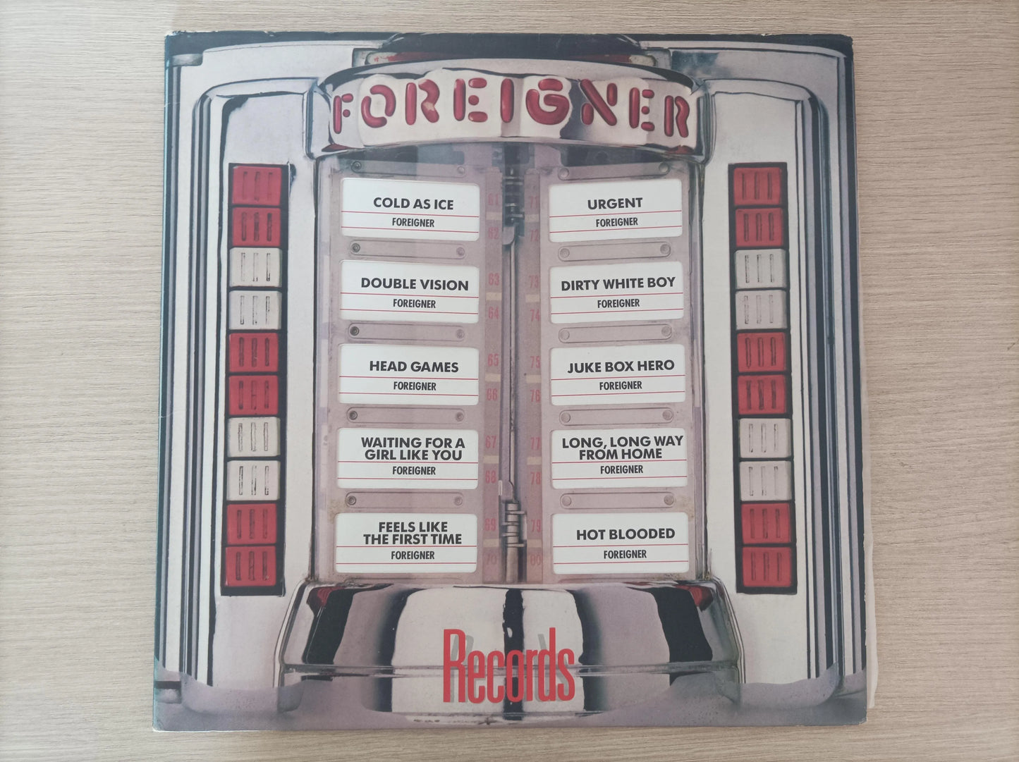 Lp Vinil Foreigner Records Capa Dupla Com Encarte, Leia