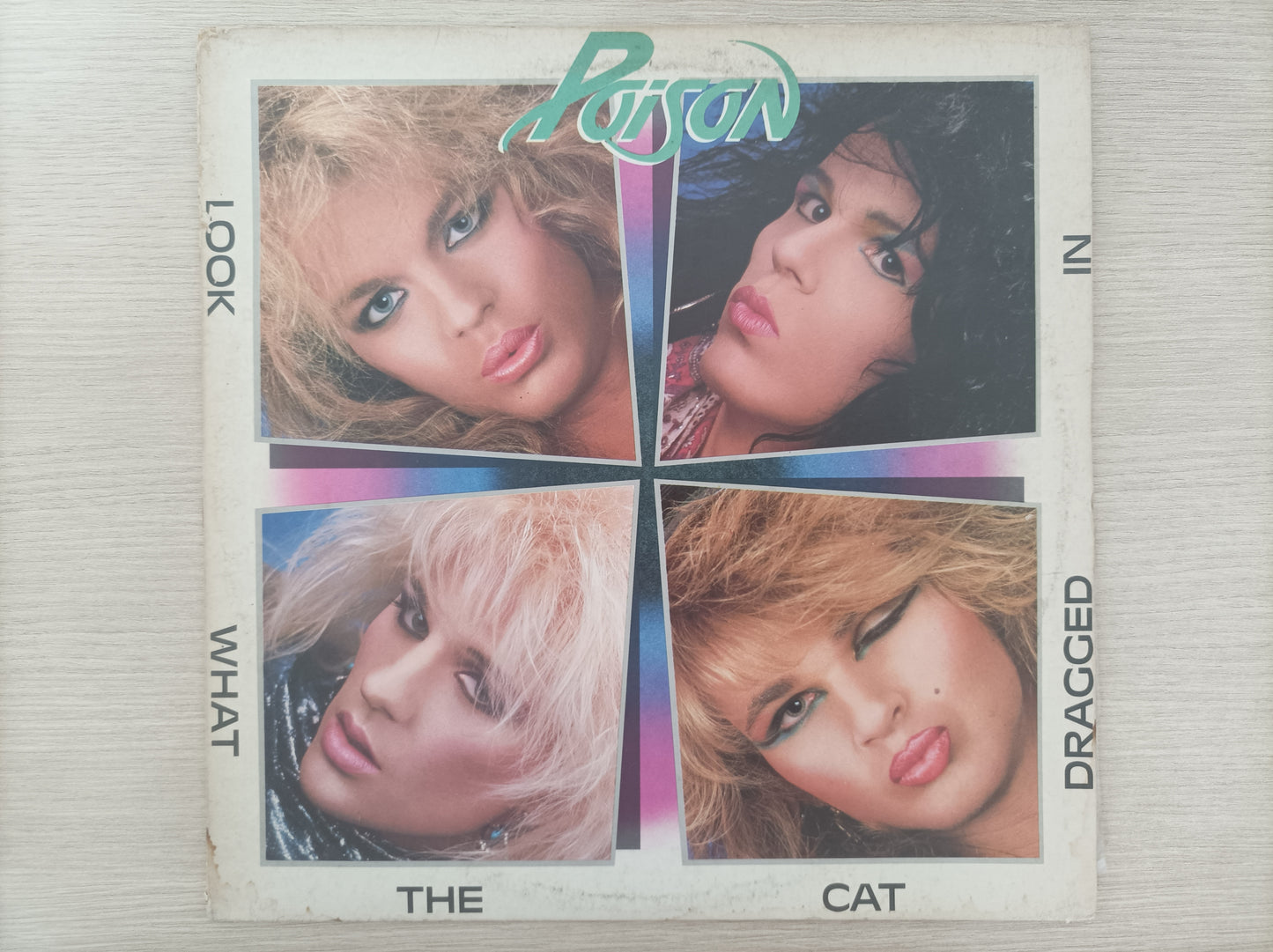 Lp Vinil Poison Look what the Cat Dragged In Com encarte