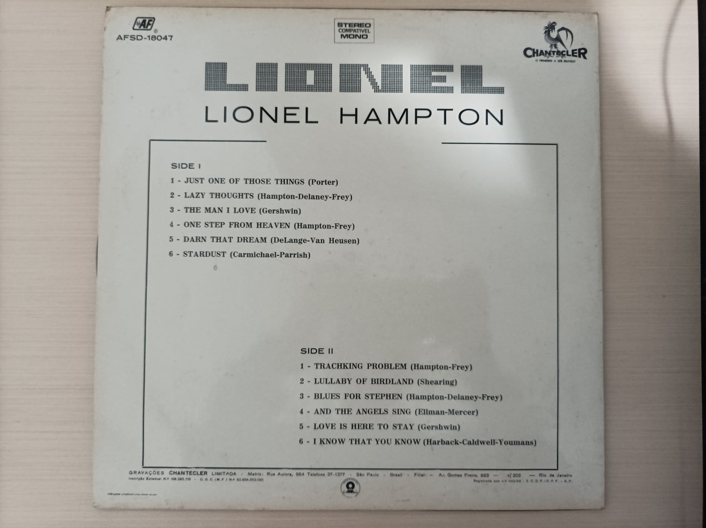 Lp Vinil Lionel Hampton plays drums, vibes, piano