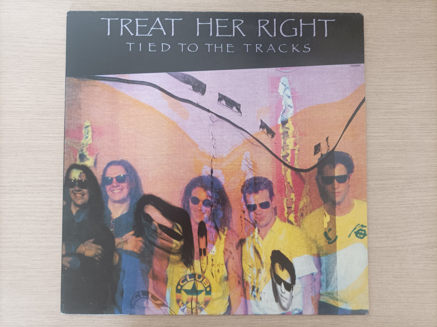 Lp Vinil Treat Her Right Tied to the Tracks