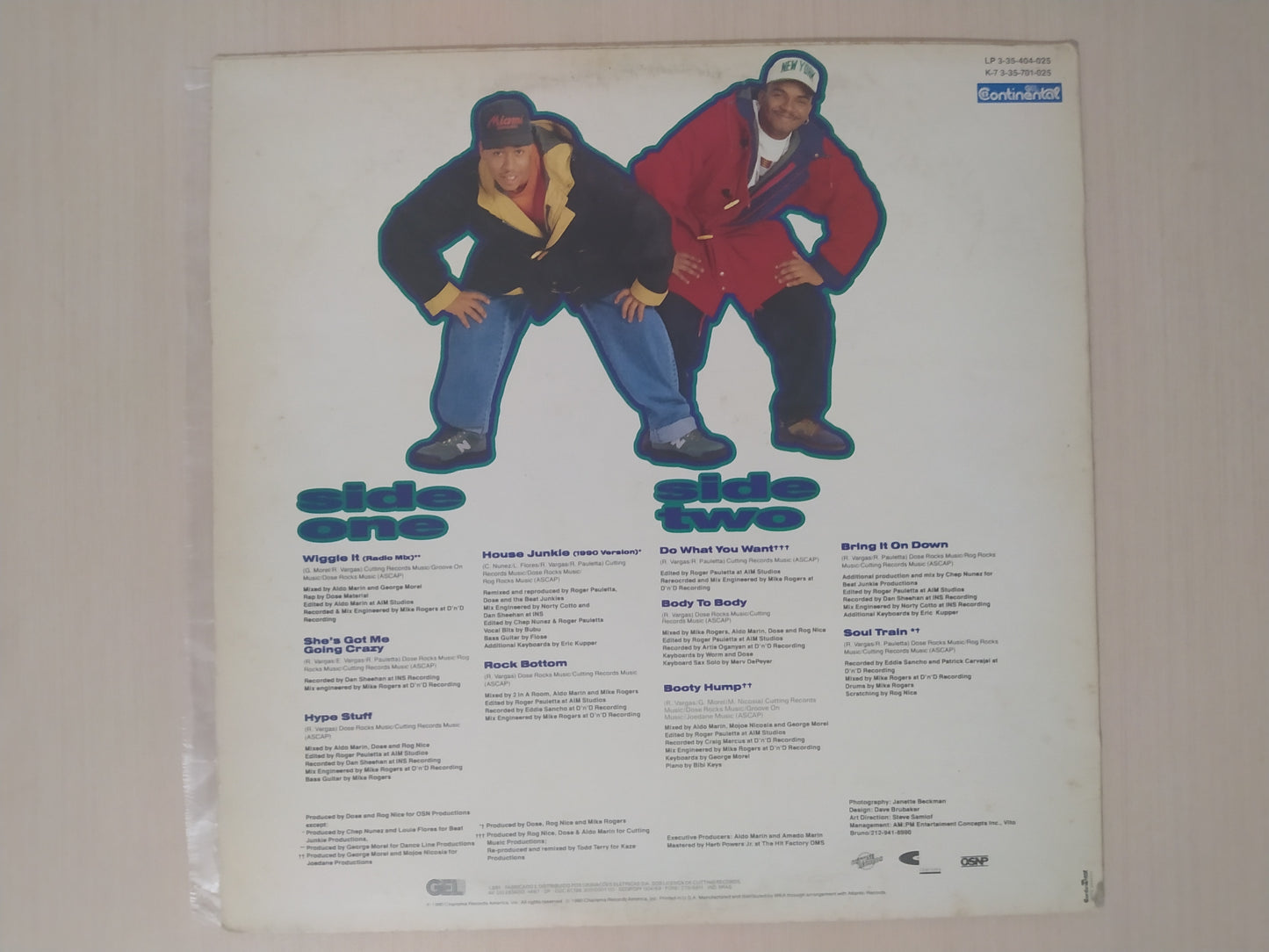 Lp Vinil 2 In A Room Wiggle It