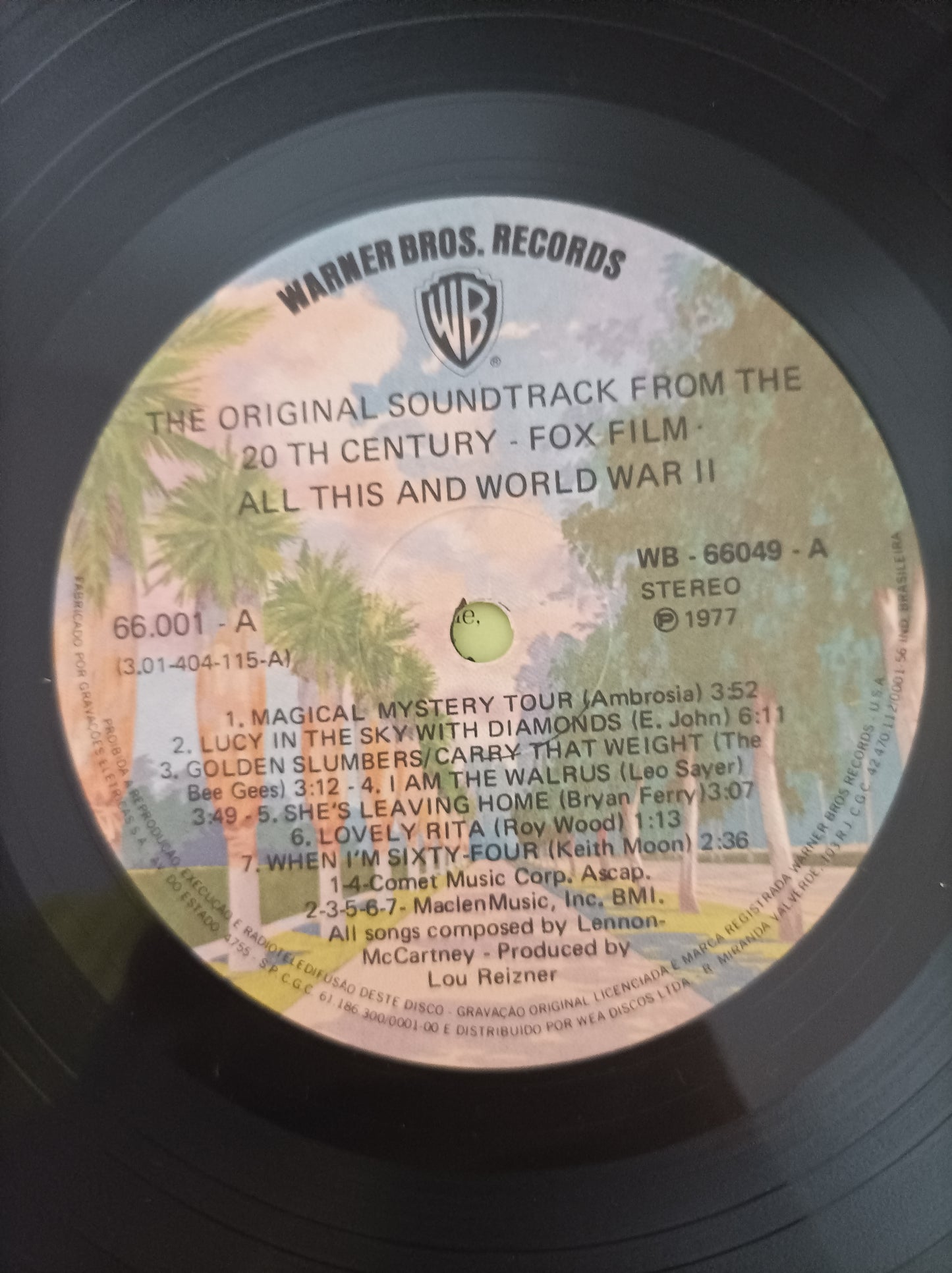 Lp Vinil All this and World War II Duplo Com encartes