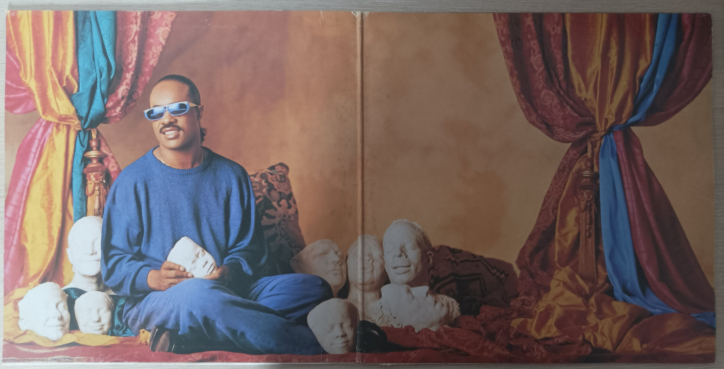 Lp Vinil Stevie Wonder Characters Com encarte