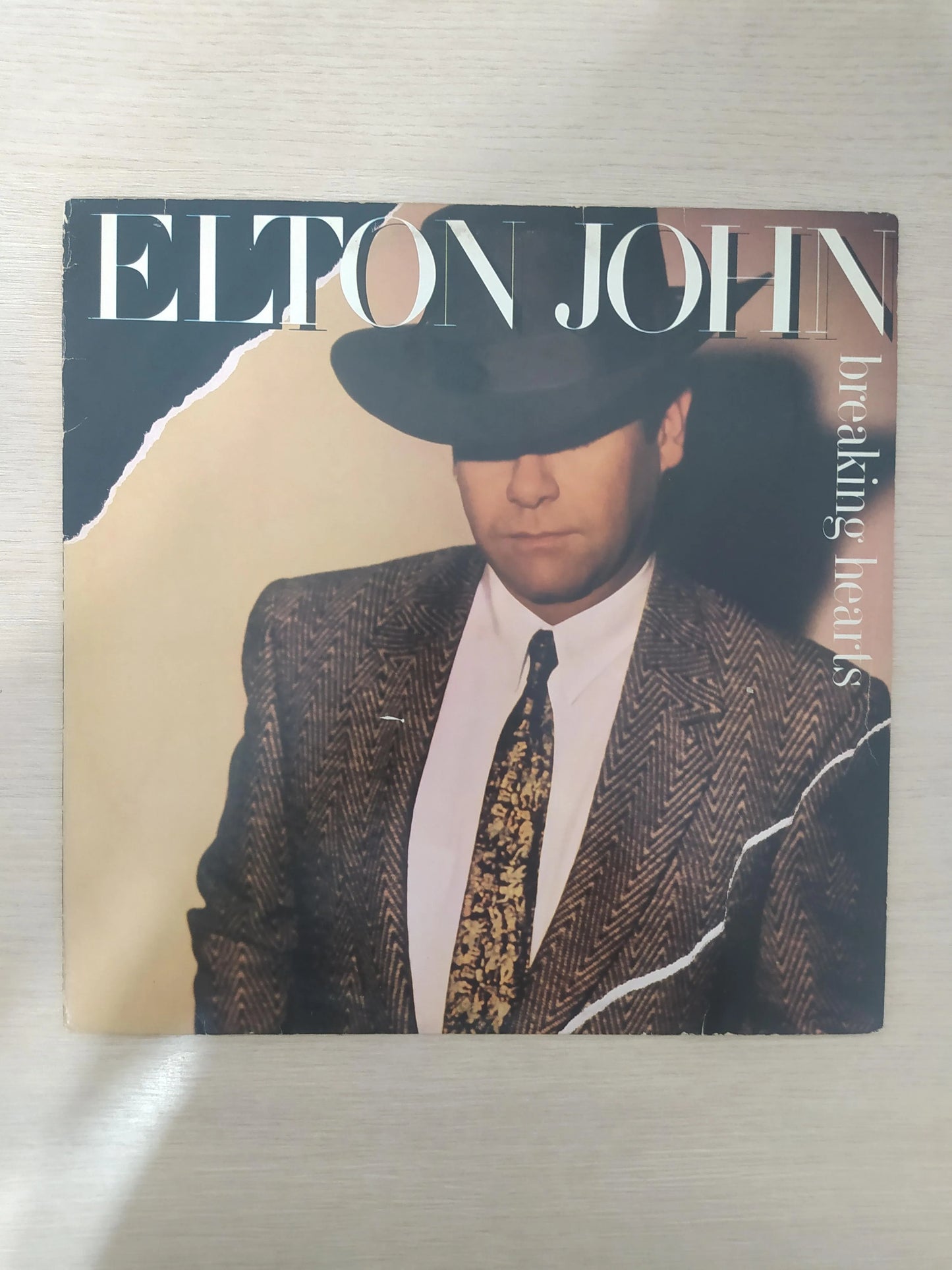Lp Vinil Elton John Breaking Hearts Com Encarte
