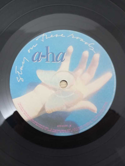 Lp Vinil A-Ha Stay On These Roads Com Encarte