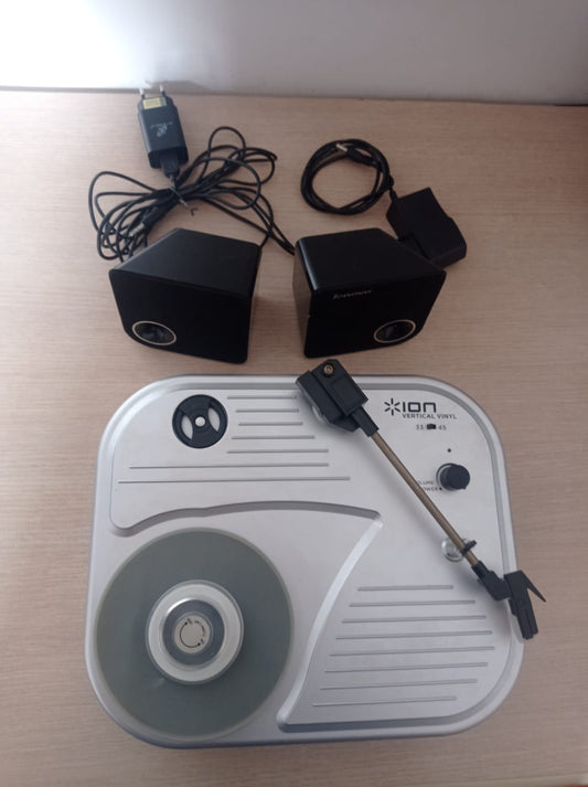 Toca discos ION vertical Vynil