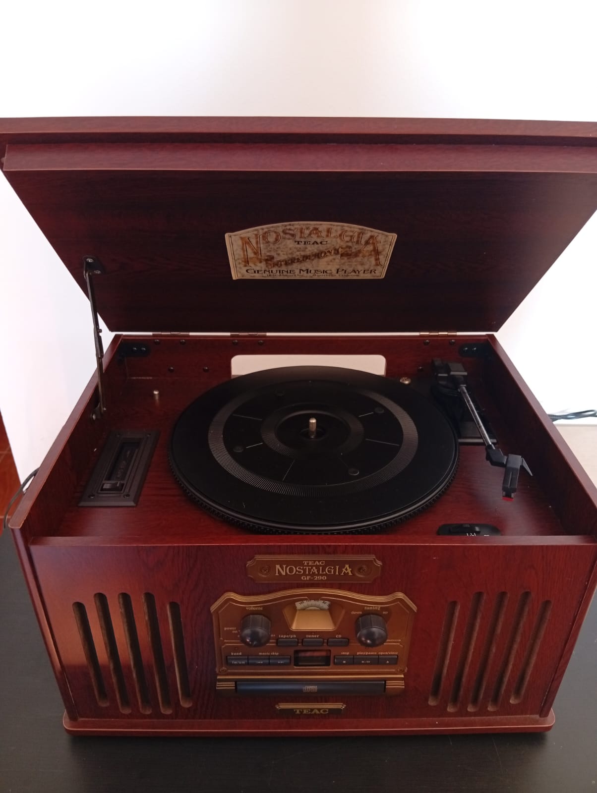 Toca Discos Vintage Retrô TEAC com rádio, CD e cassete 110v