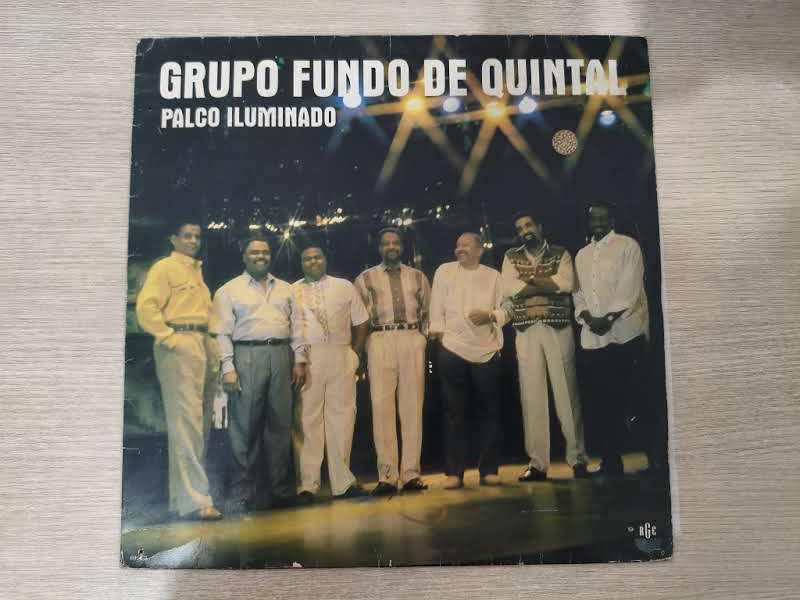 Lp Vinil Fundo de Quintal Palco Iluminado