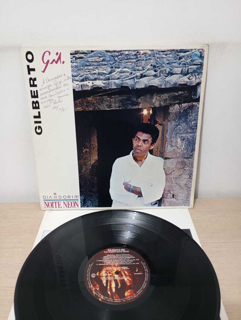 Lp Vinil Gilberto Gil Dia Dorim Noite Neon Com Encarte