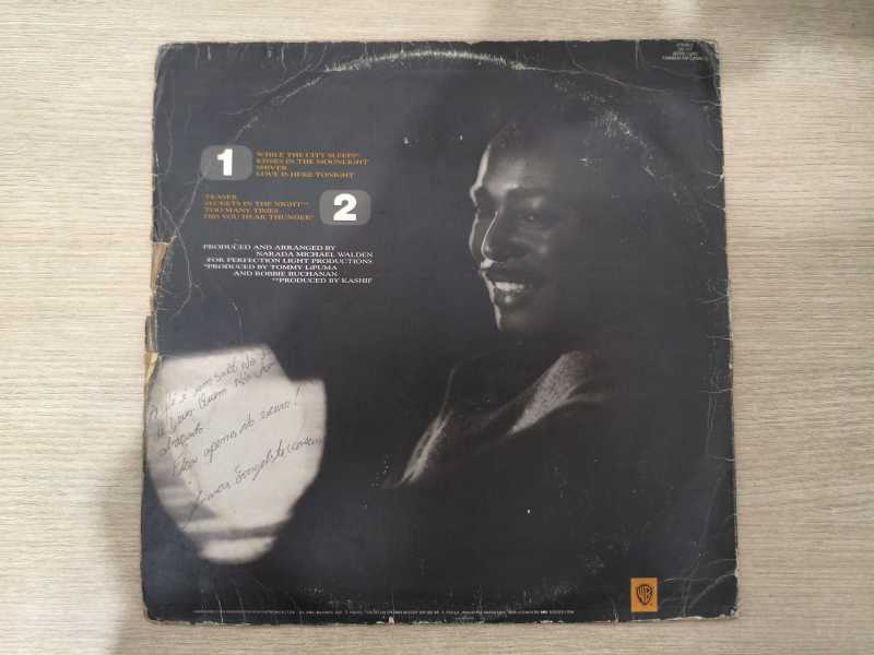 Lp Vinil George Benson While The City Sleeps..., Leia