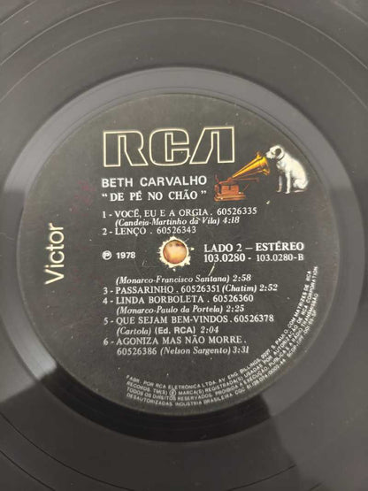 Lp Vinil Beth Carvalho De Pé No Chão Com Encarte