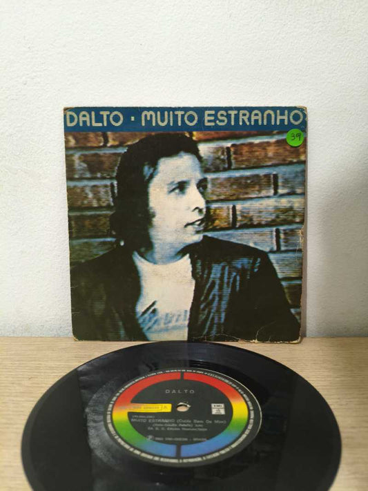 Compacto Vinil Dalto Muito Estranho