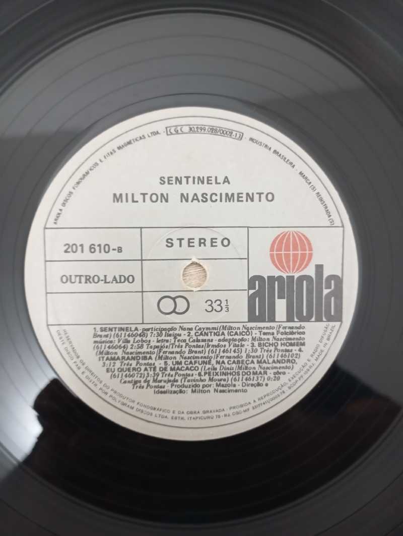 Lp Vinil Milton Nascimento Sentinela Com Encarte