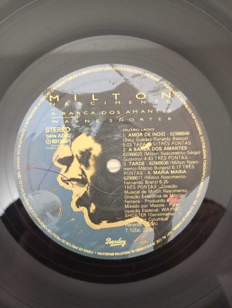 Lp Vinil Milton Nascimento A Barca Dos Amantes Com Encarte