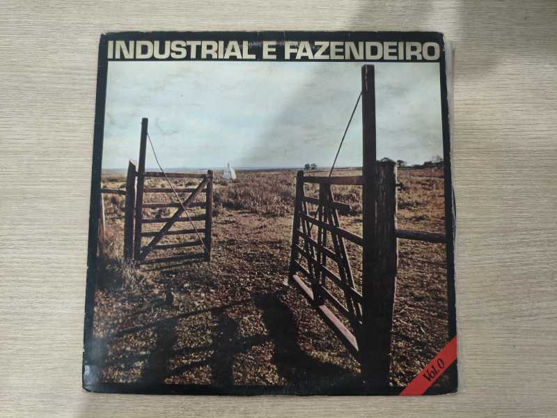 Lp Vinil Industrial E Fazendeiro Vitória do Amor