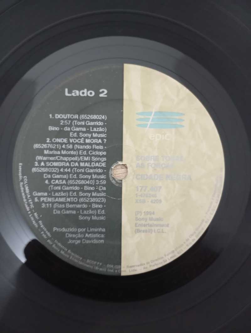 Lp Vinil Cidade Negra Sobre Todas As Forças Com Encarte