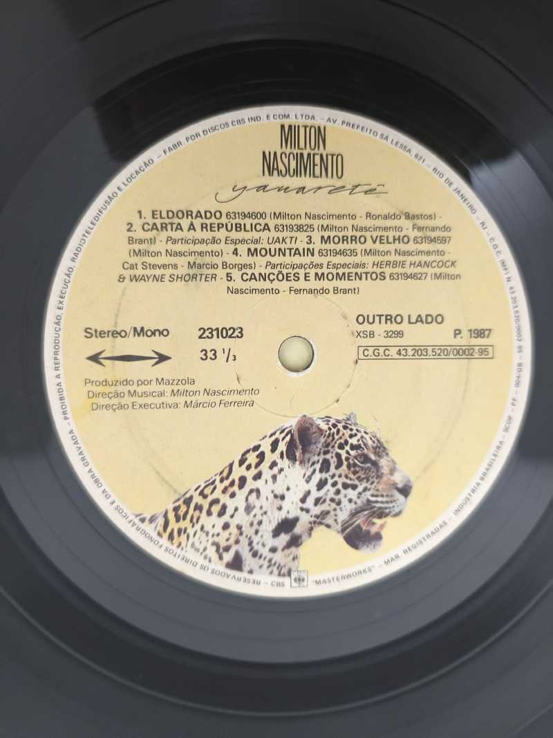 Lp Vinil Milton Nascimento Yauaretê Capa Dupla Com Encarte