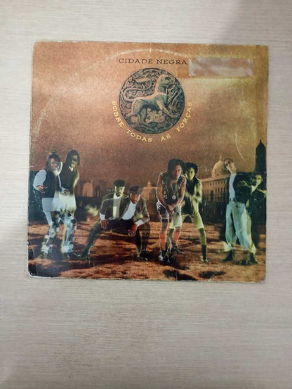 Lp Vinil Cidade Negra Sobre Todas As Forças Com Encarte