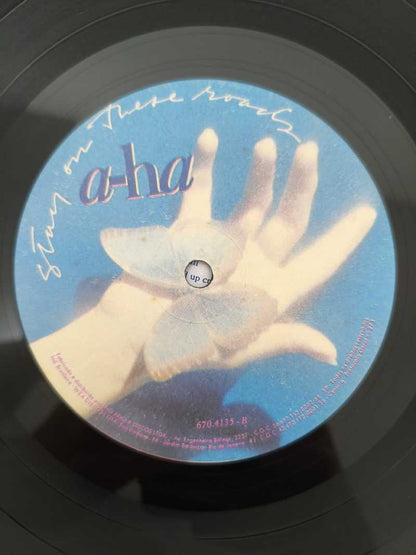 Lp Vinil a-ha Stay On These Roads Com Encarte