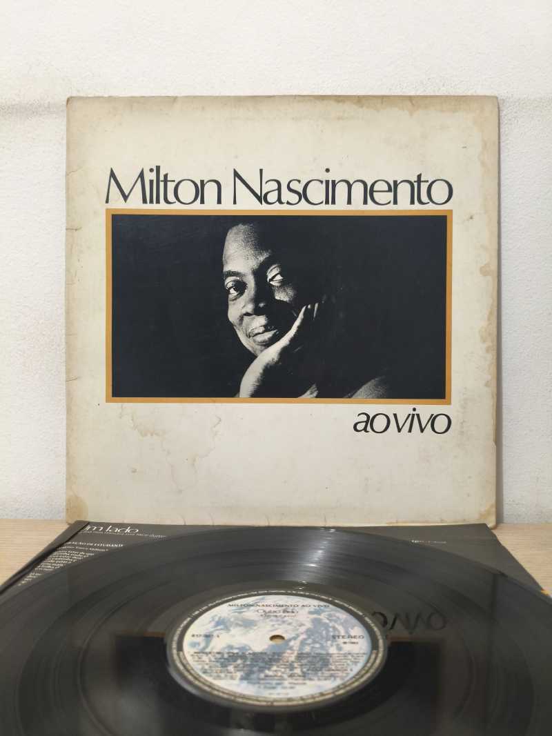 Lp Vinil Milton Nascimento Ao Vivo Capa Dupla Com Encarte