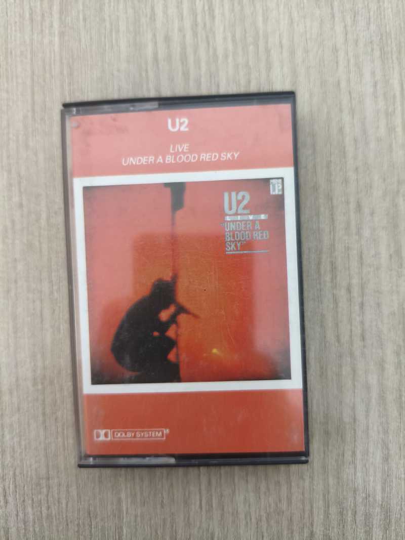 Fita K7 Cassete U2 Live "Under A Blood Red Sky"