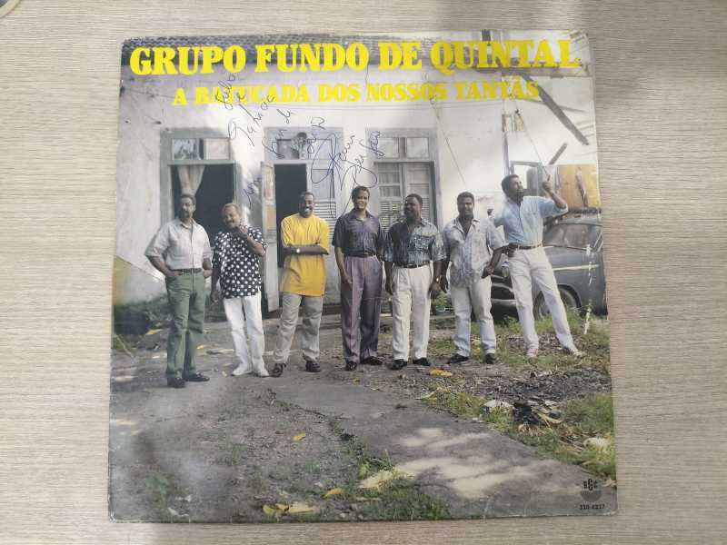 Lp Vinil Fundo de Quintal A Batucada Dos Nossos Tantãs Leia