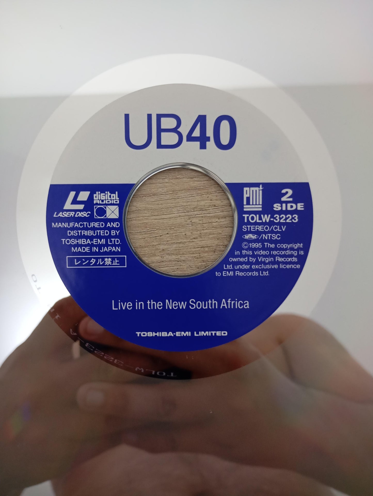 LD LaserDisc UB40 Live In The New South Africa Importado