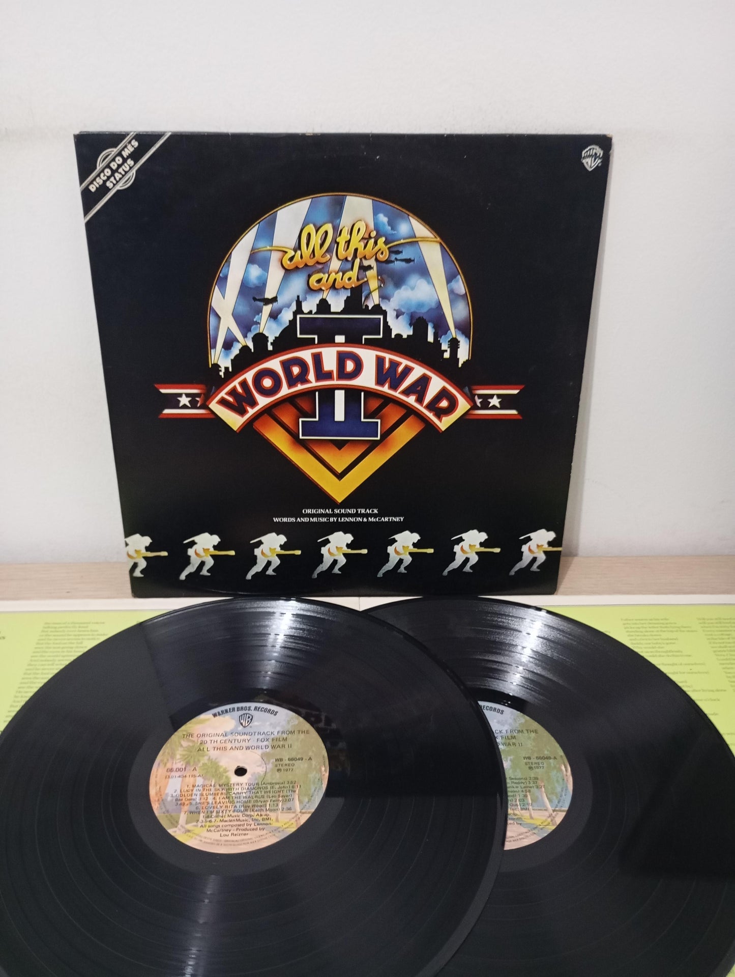 Lp Vinil All This And World War II Duplo Com Encartes