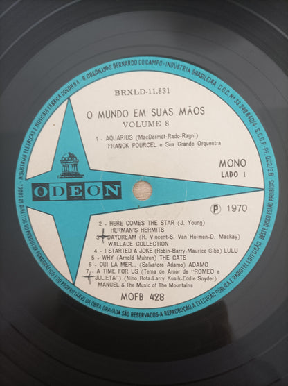 Lp Vinil O Mundo Em Suas Mãos Volume 8