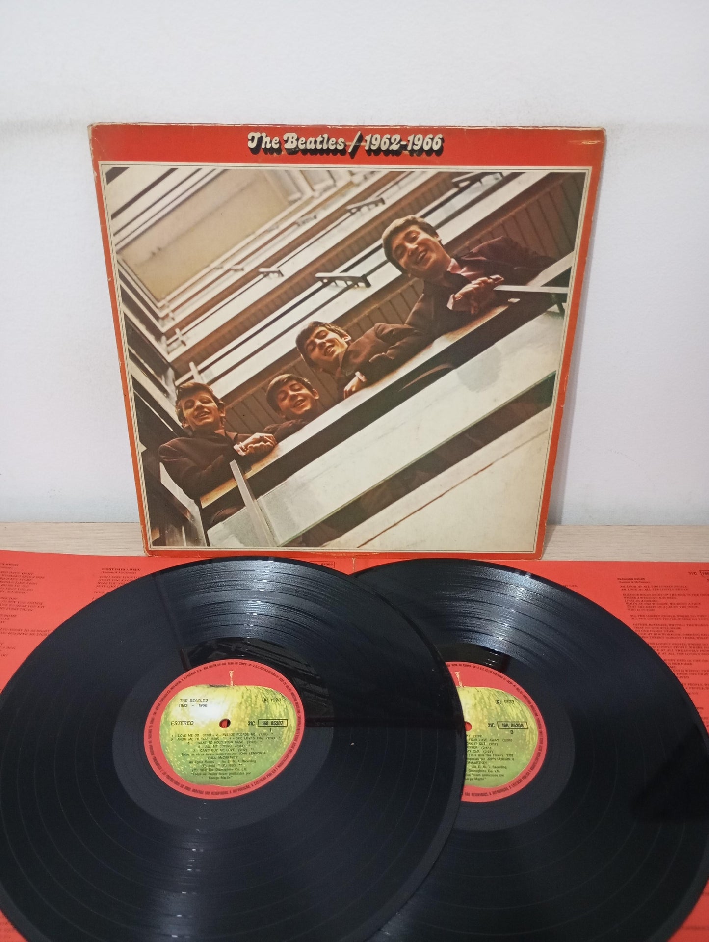 Lp Vinil The Beatles 1962-1966 Duplo Com Encartes
