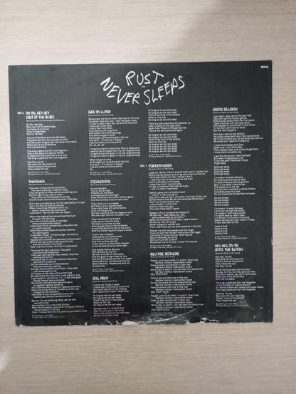 Lp Vinil Neil Young Rust Never Sleeps Com Encarte