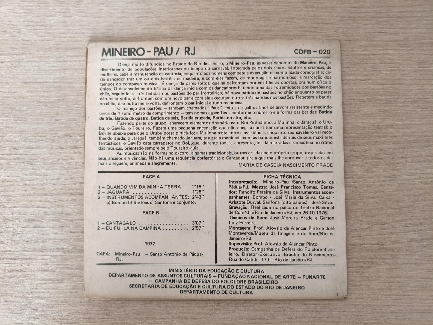 Compacto Vinil Folclore Brasileiro 20 Mineiro-Pau / RJ