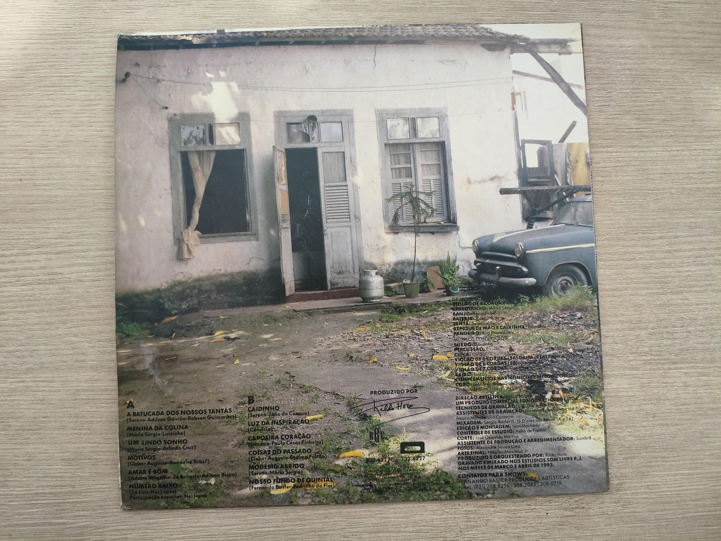 Lp Vinil Fundo de Quintal Batucada Nossos Tantãs Com Encarte